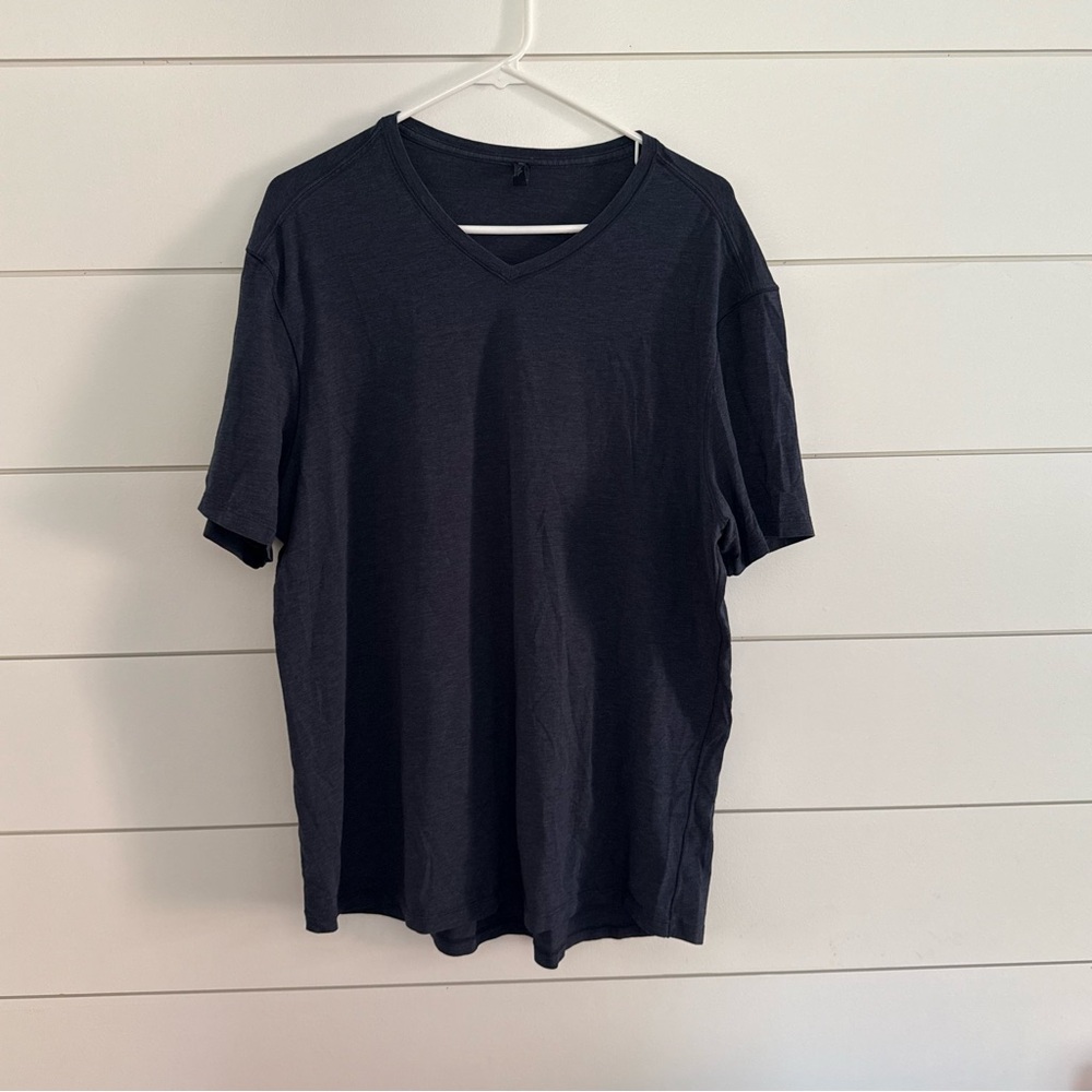 Lululemon Men’s XXL V Neck TShirt Pima Cotton Blue Heather Athletic Casual